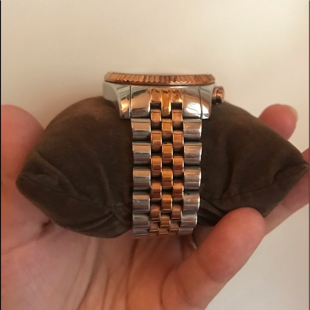 Michael Kors Watch - Picture 2 of 4